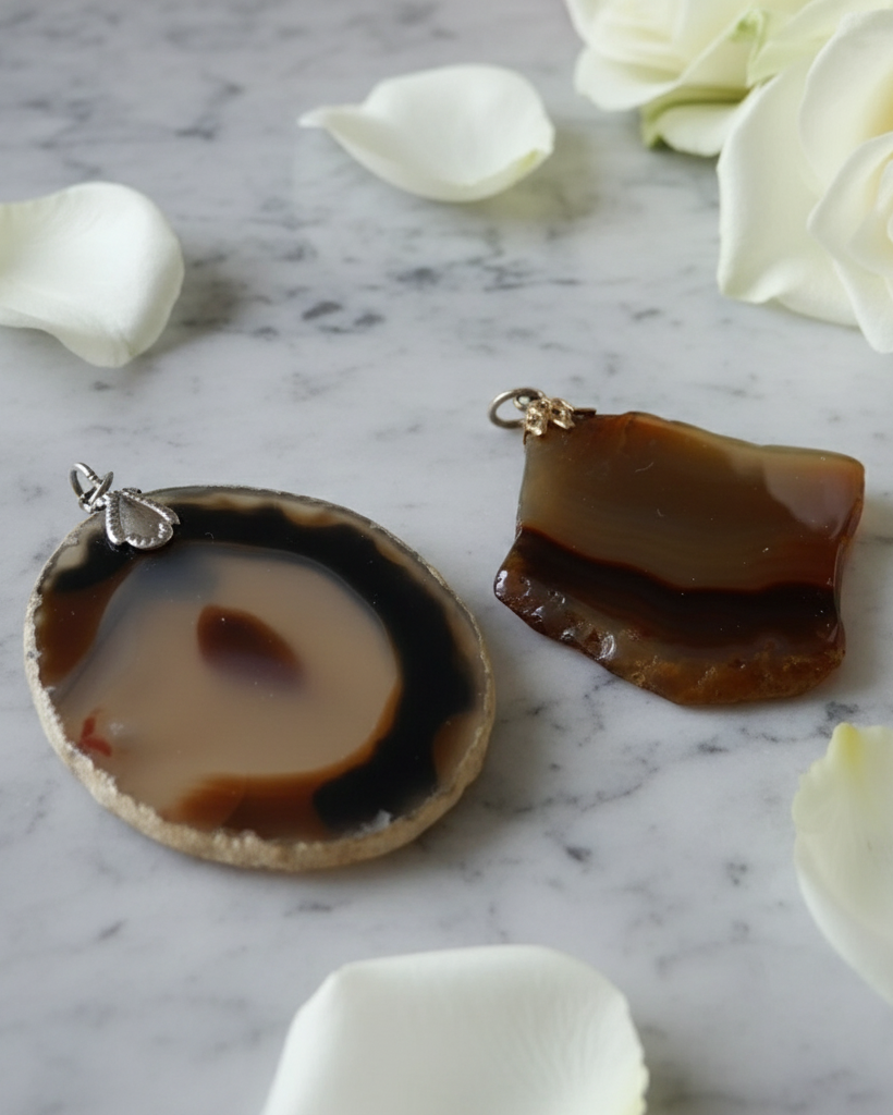 Vintage Scottish Brown Agate Pendant